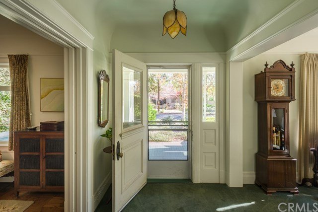 1011 Harvard Ave, Claremont, CA 91711