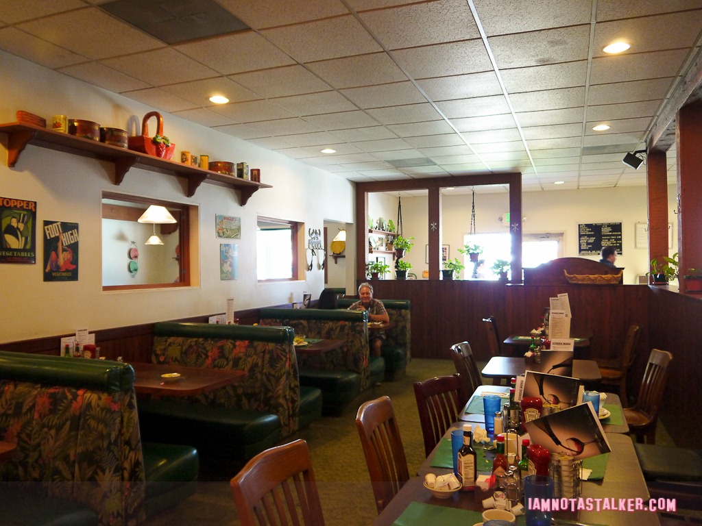 JJ's Diner- Parks and Recreation-1000113