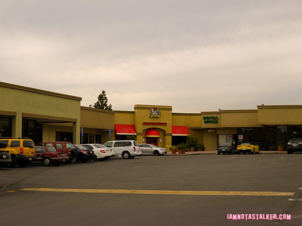 Don't Tell Mom Chuck E. Cheese (10 of 17)
