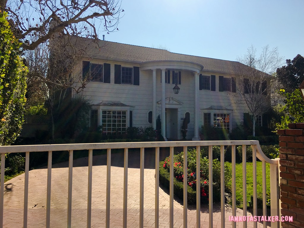 The Fresh Prince of Bel-Air Christmas House (15 of 15)