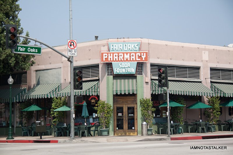 Fair-Oaks-Pharmacy-South-Pasadena-7