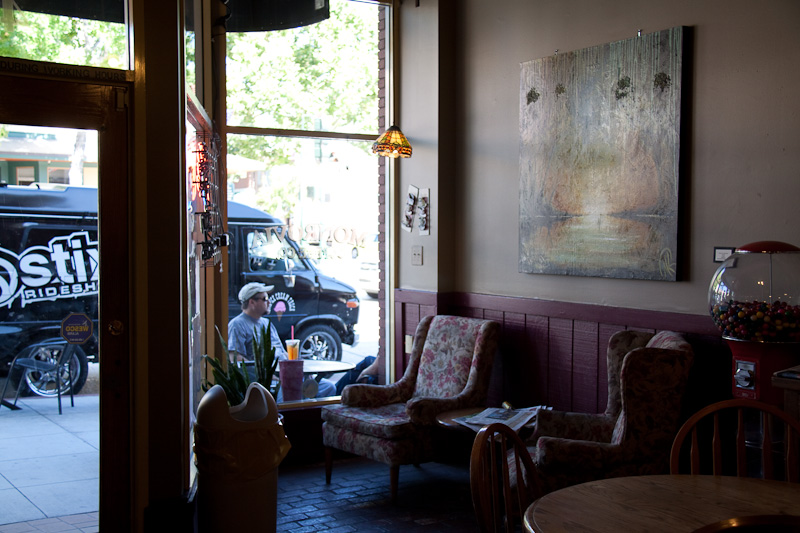 Monrovia-Coffee-Shop-Never-Been-Kissed-7