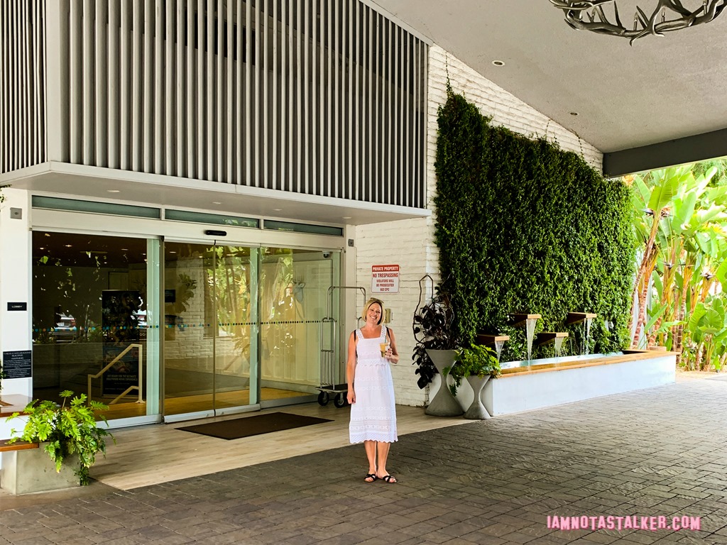 The Friends of Heaven Grief Retreat Hotel from Dead to Me (2)