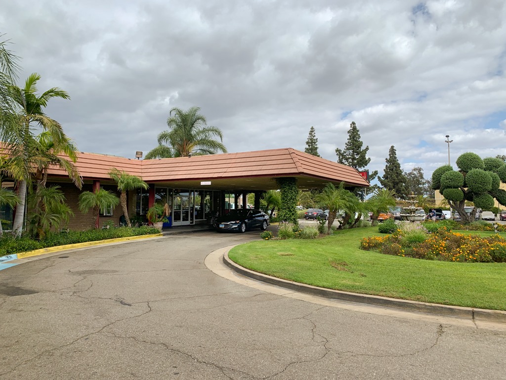 The Ontario Airport Inn from Poltergeist (16 of 23)