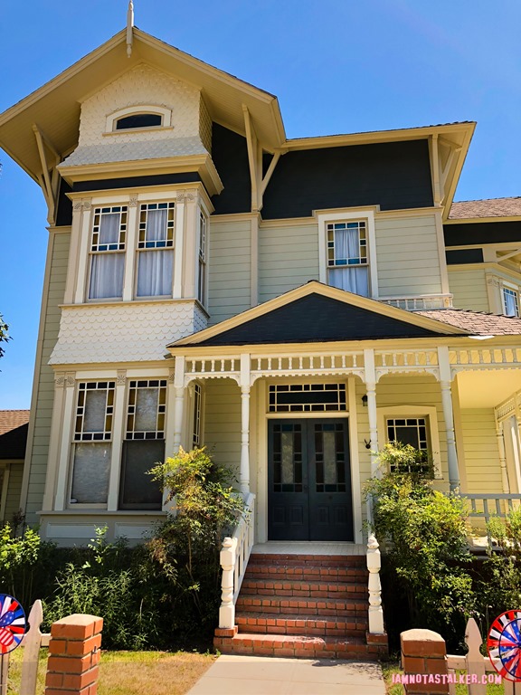 Anthony's House from Twilight Zone- The Movie-0348
