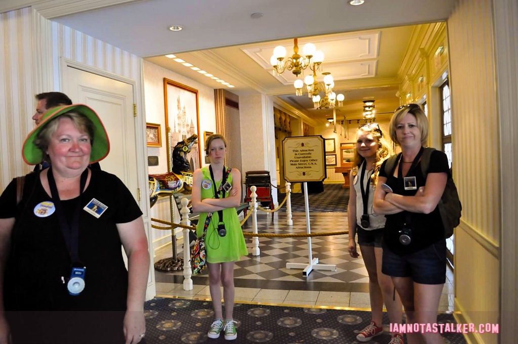 Walking in Walt's Disneyland Footsteps Tour (10 of 29)