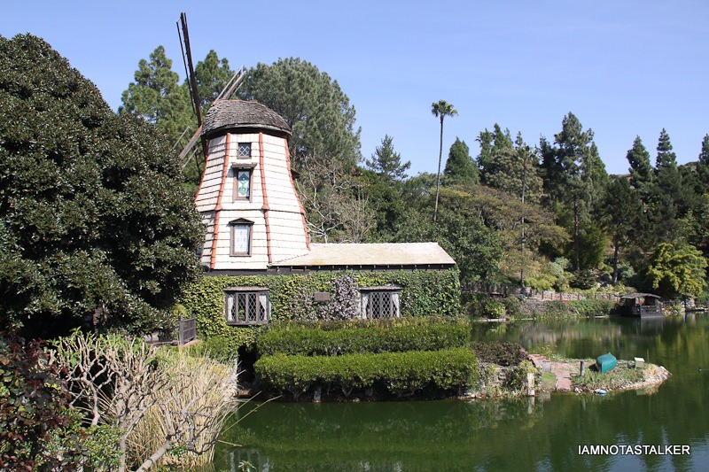 Lake-Shrine-Self-Realization-Fellowship-50
