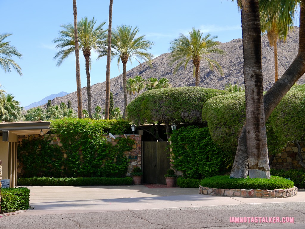 Kirk Douglas Palm Springs house (3 of 20)