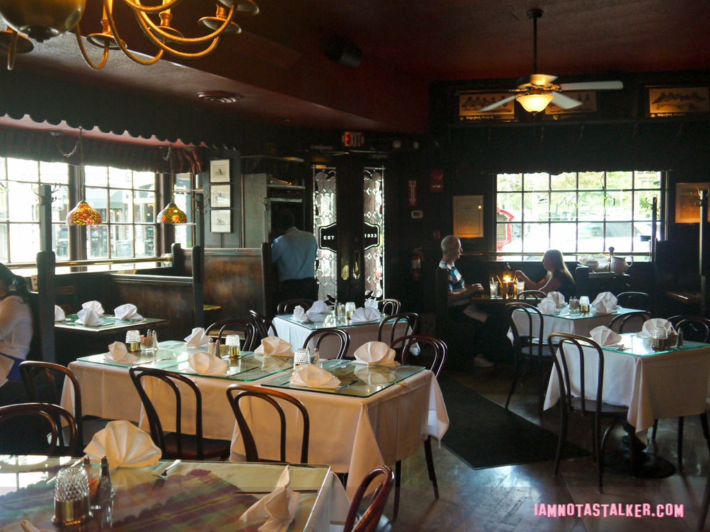 Martin's Tavern - Where JFK Proposed to Jackie-1160592