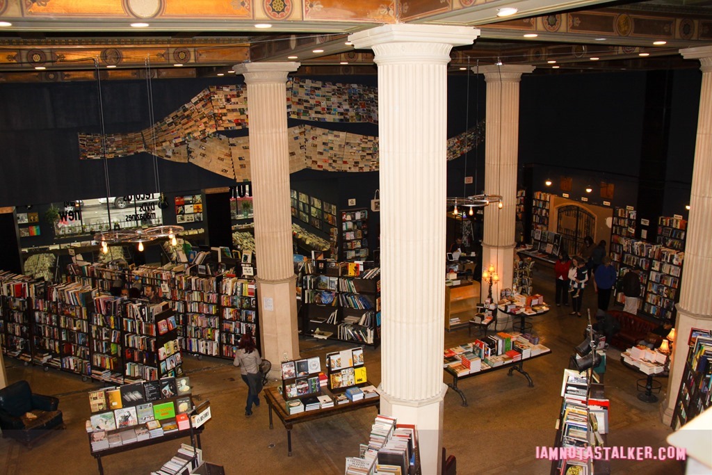 The-Last-Bookstore-Gone-Girl-35-of-38