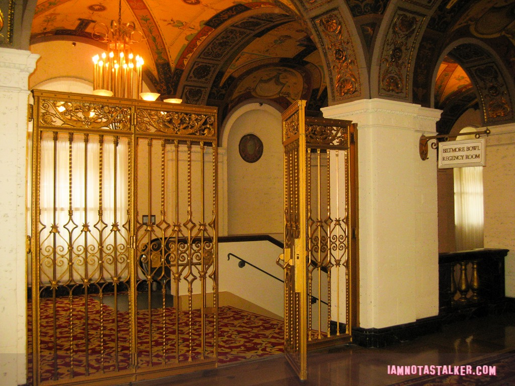 Biltmore Hotel Hallway (4 of 6)