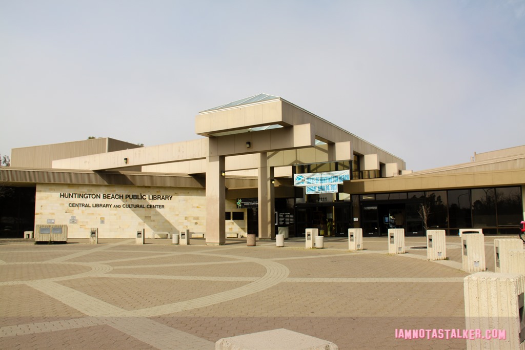 Huntington Beach Central Library from Rosewood-7763