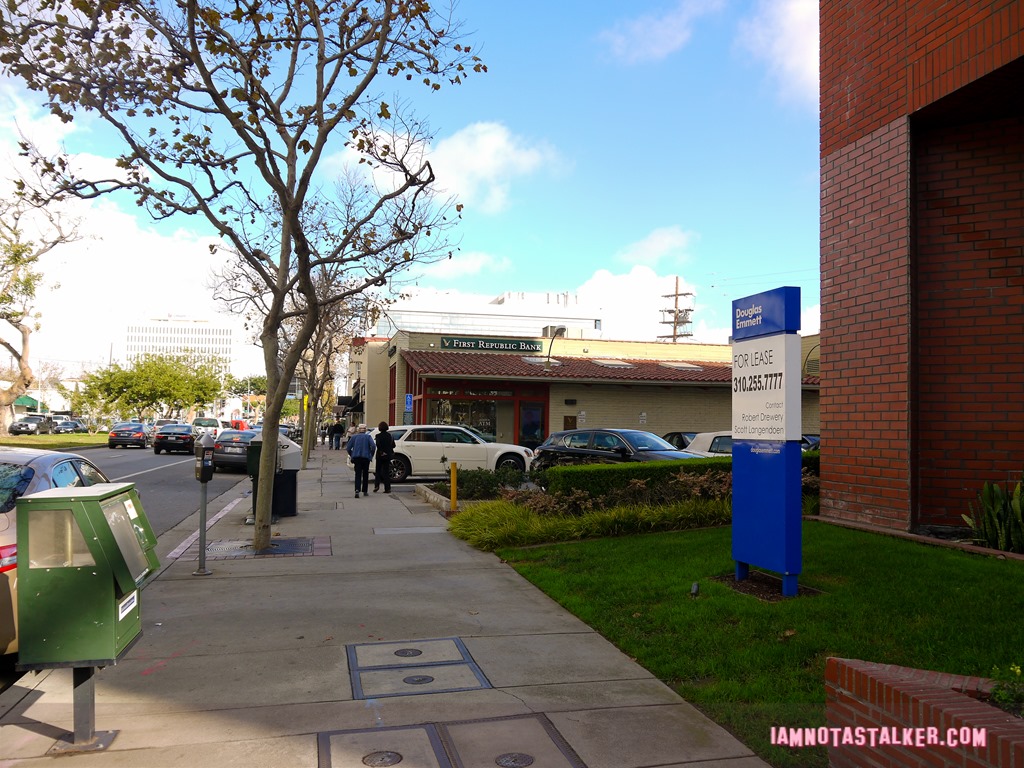 The Holiday Blockbuster Video (3 of 13)