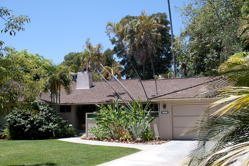 Golden-Girls-House-6