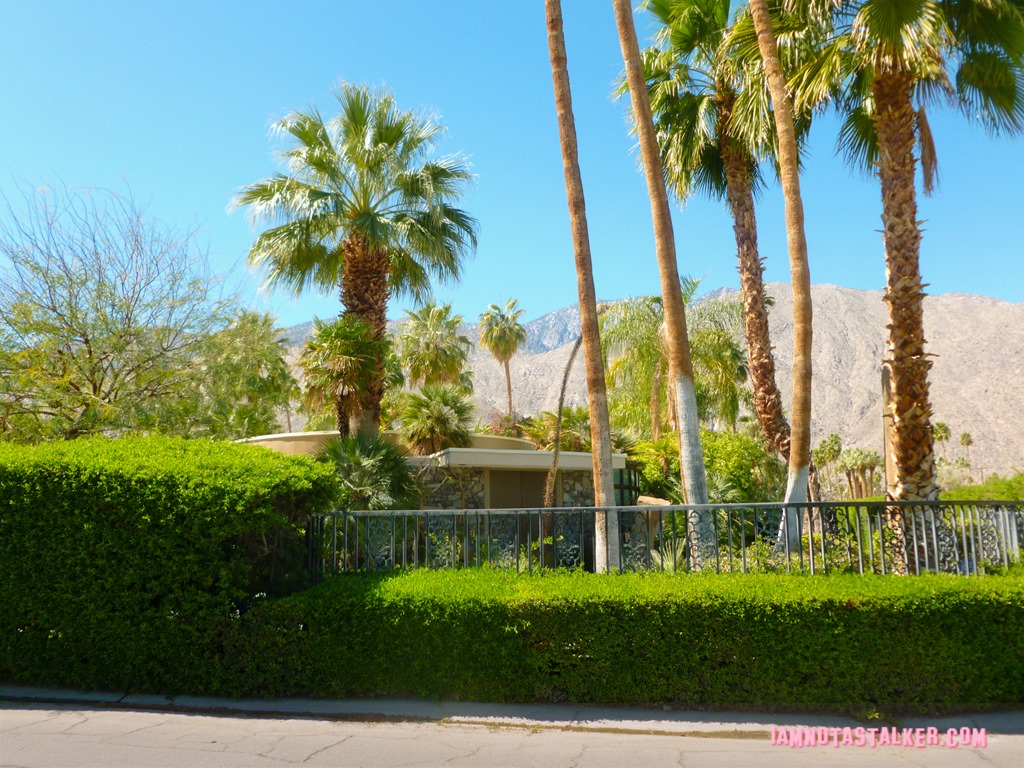 Loretta Young's Palm Springs' house (14 of 15)