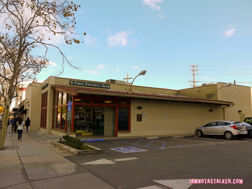 The Holiday Blockbuster Video (10 of 13)