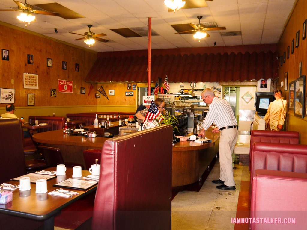 Andy's Coffee Shop from Cups-25