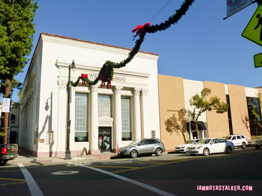 Old Towne Orange Starbucks from That Thing You Do!-1130007