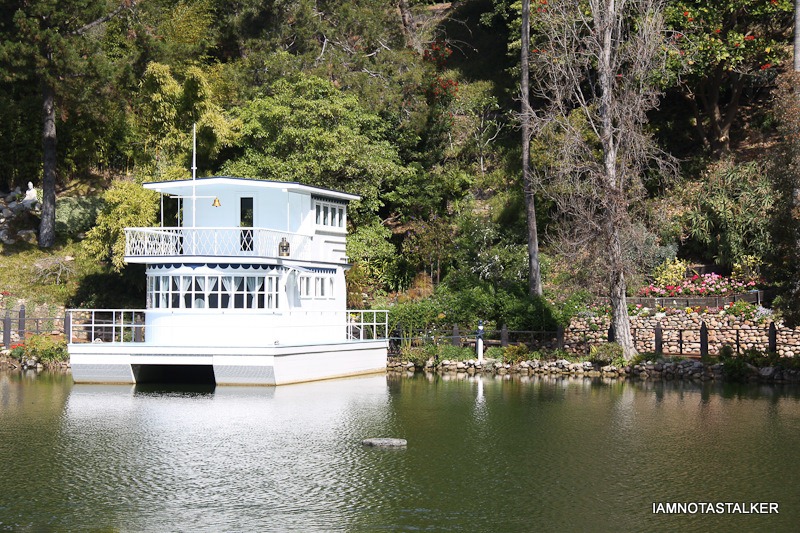 Lake-Shrine-Self-Realization-Fellowship-17