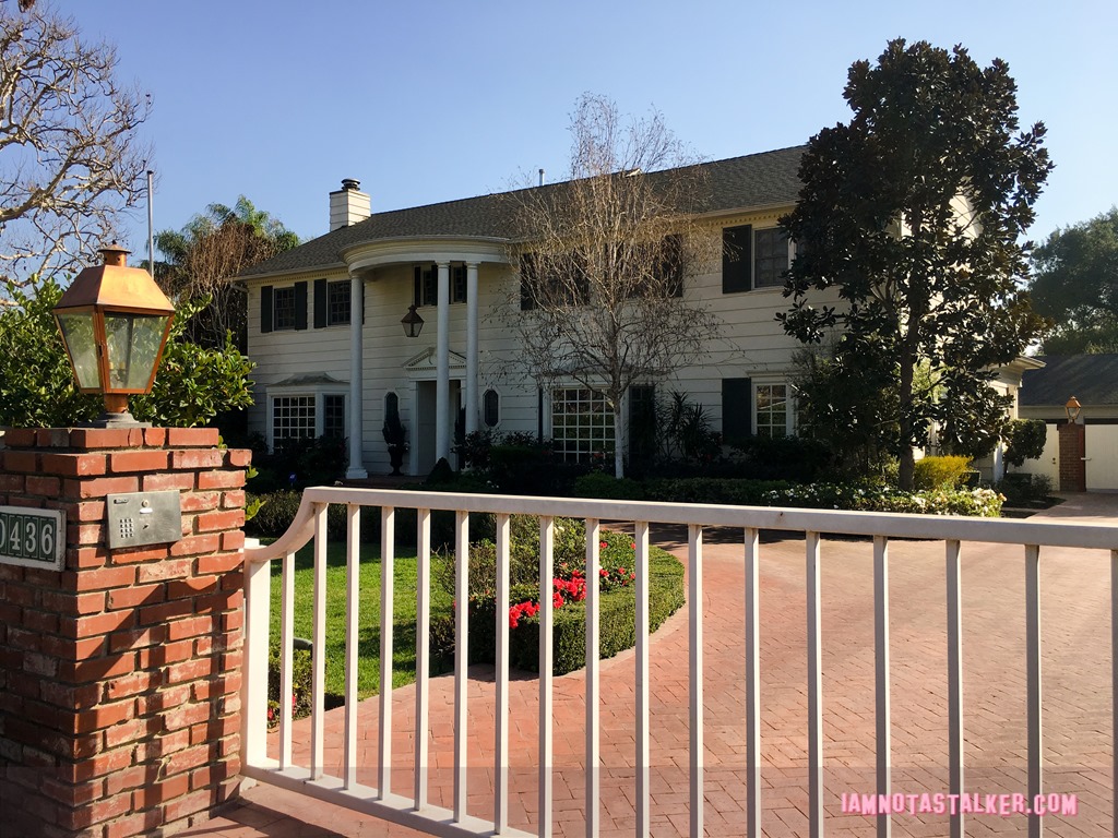 The Fresh Prince of Bel-Air Christmas House (6 of 15)