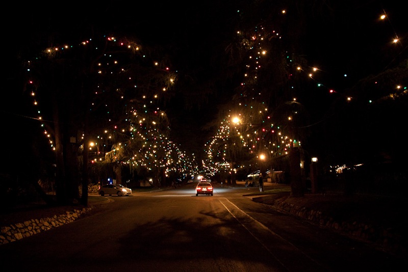 Christmas-Tree-Lane-Altadena-10