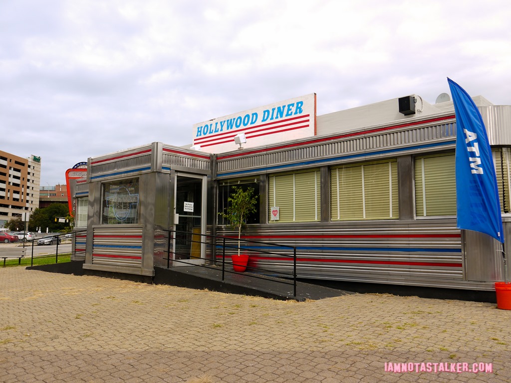 The Hollywood Diner from Sleepless in Seattle-1170328