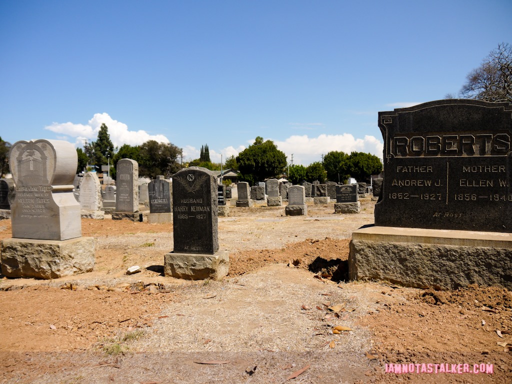 A Nightmare On Elm Street Cemetery (39 of 48)