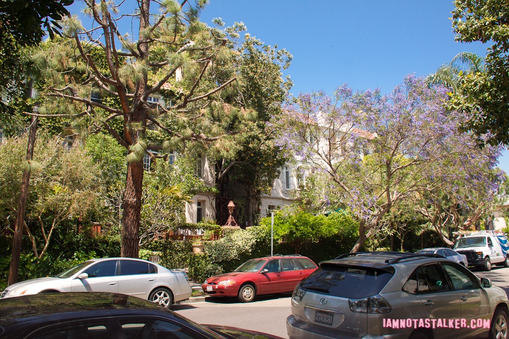 BoysNextDoorApartment-2025