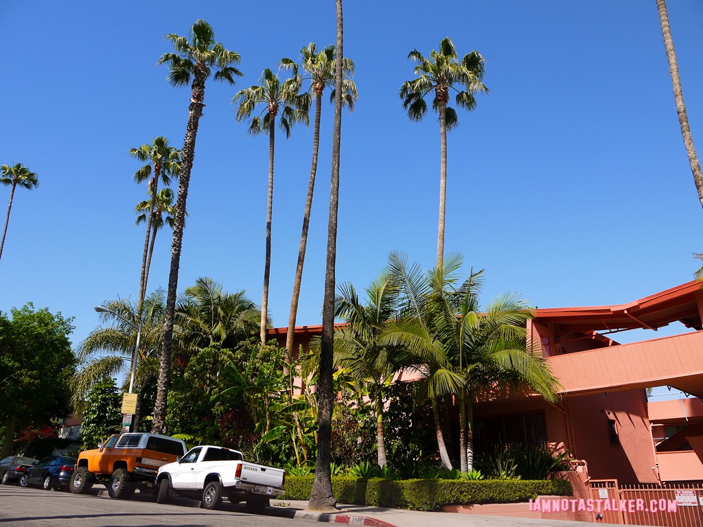 Sara's Apartment Building L.A. Story (18 of 19)