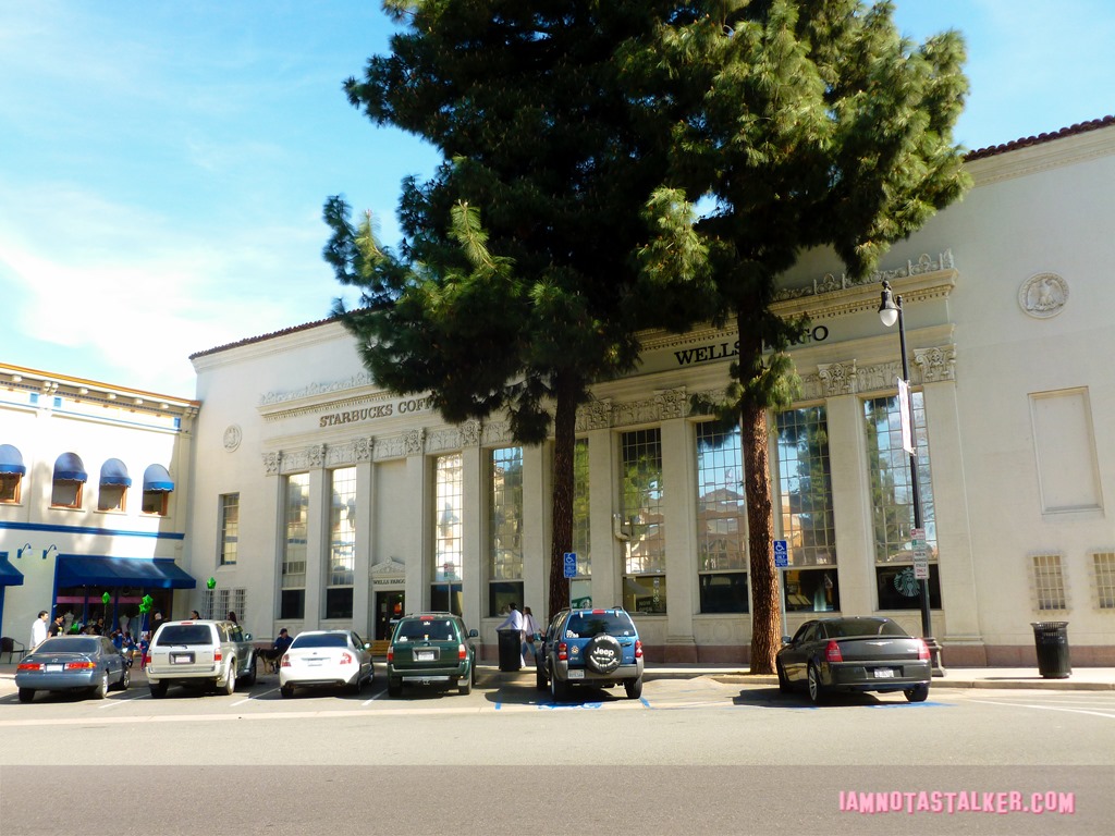 Old Towne Orange Starbucks from That Thing You Do!-1090124