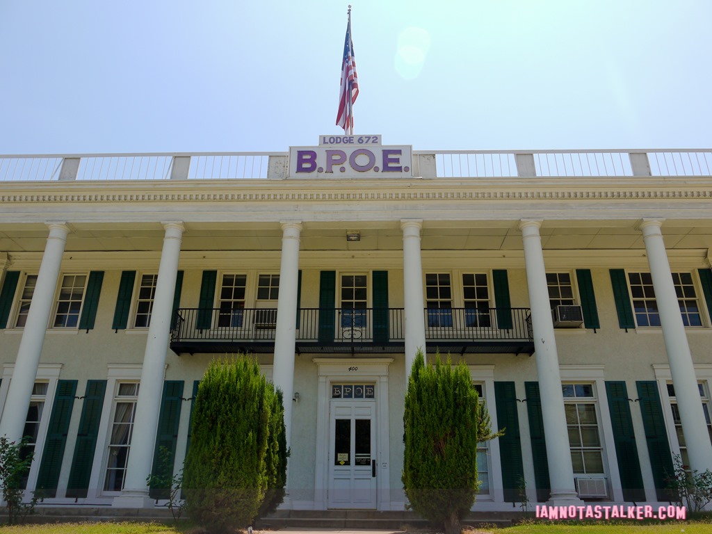 Pasadena Elks Lodge from Veep-1200073