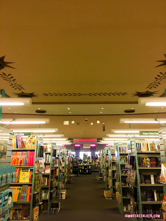 Bookstar from Beverly Hills 90210-6170