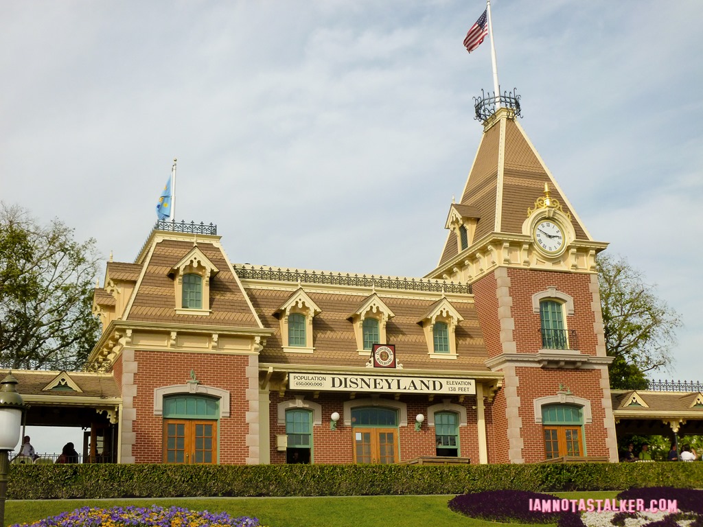 Saving Mr. Banks Disneyland (2 of 11)