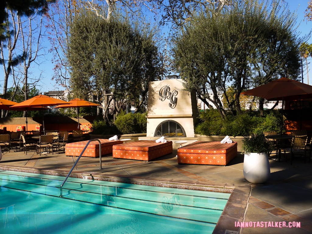 The Friends of Heaven Grief Retreat Hotel from Dead to Me (2 of 2)