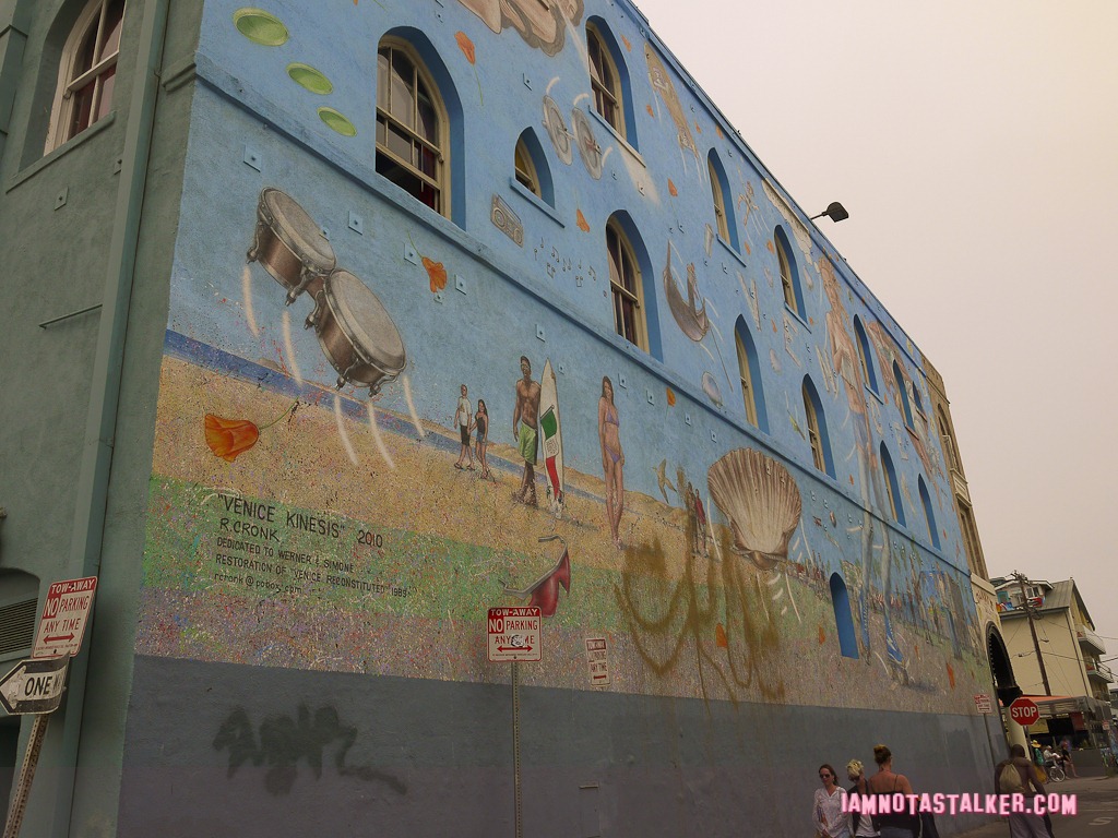 SanDeE's Apartment - L.A. Story-1000542