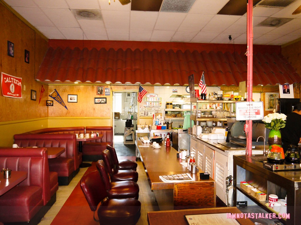 Andy's Coffee Shop from Cups-11