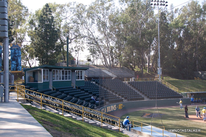 Never-Been-Kissed-Baseball-Stadium-(4-of-14)