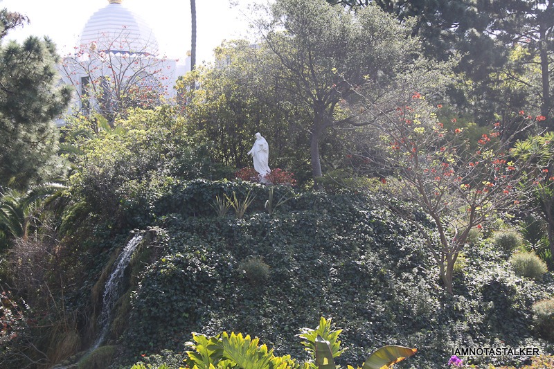 Lake-Shrine-Self-Realization-Fellowship-54