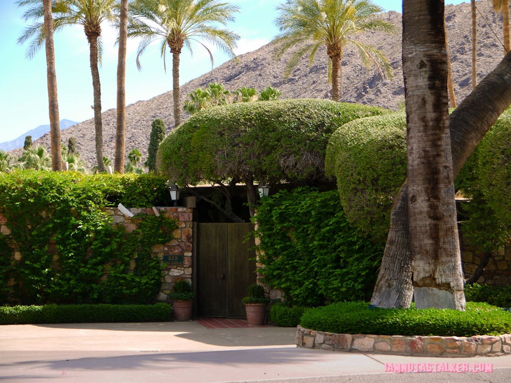 Kirk Douglas Palm Springs house (6 of 20)