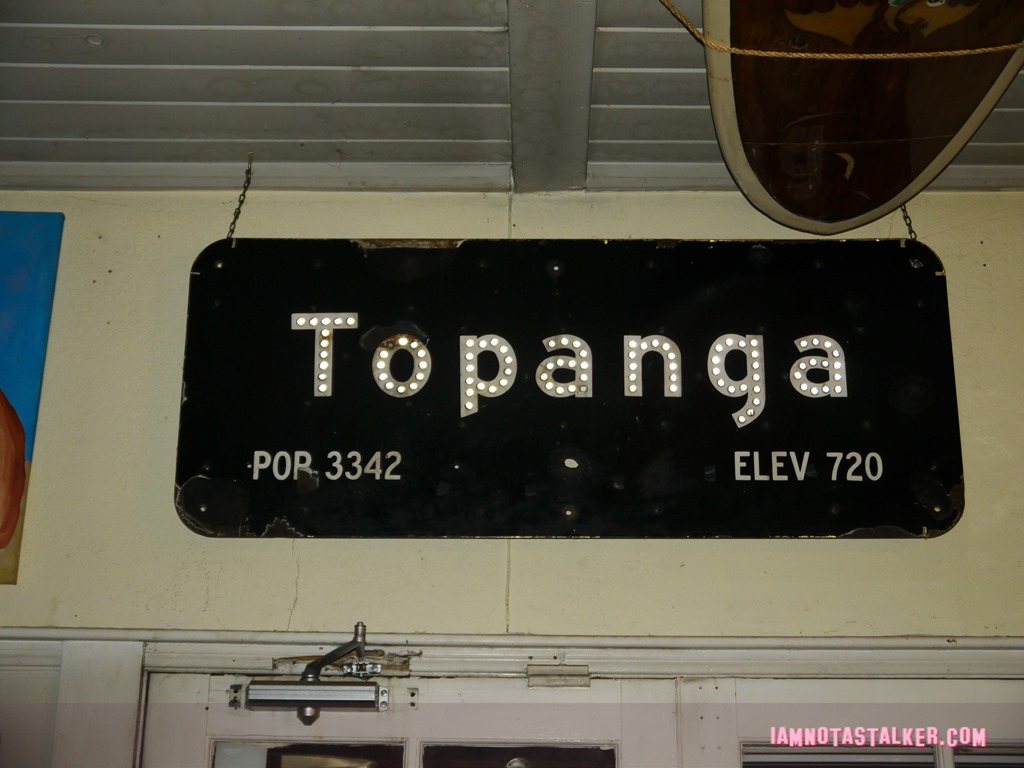 Pat's Topanga Grill Medium (2 of 16)