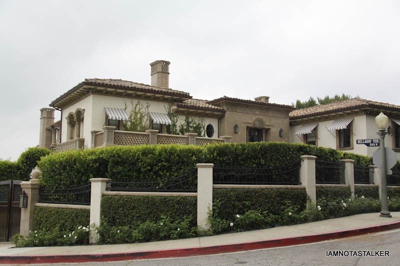 90210-marcos-house-6