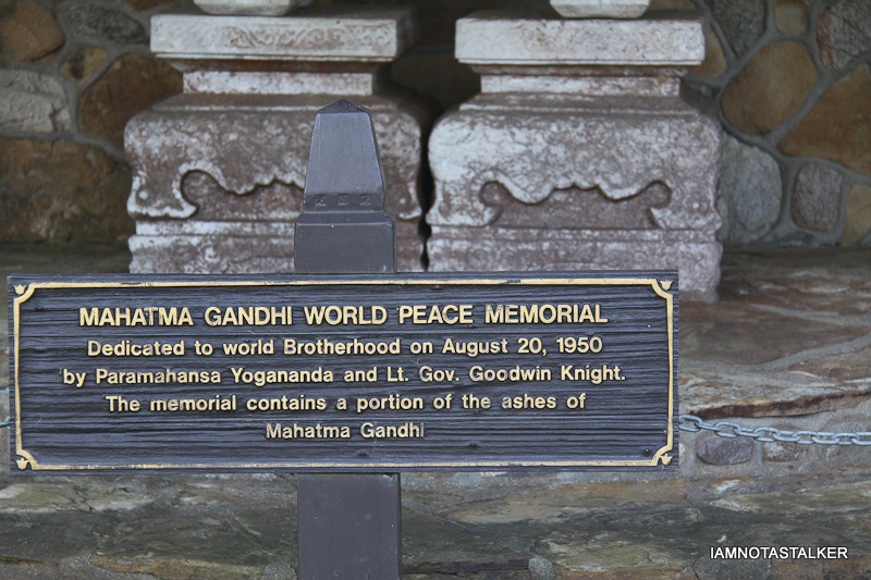 Lake-Shrine-Self-Realization-Fellowship-11