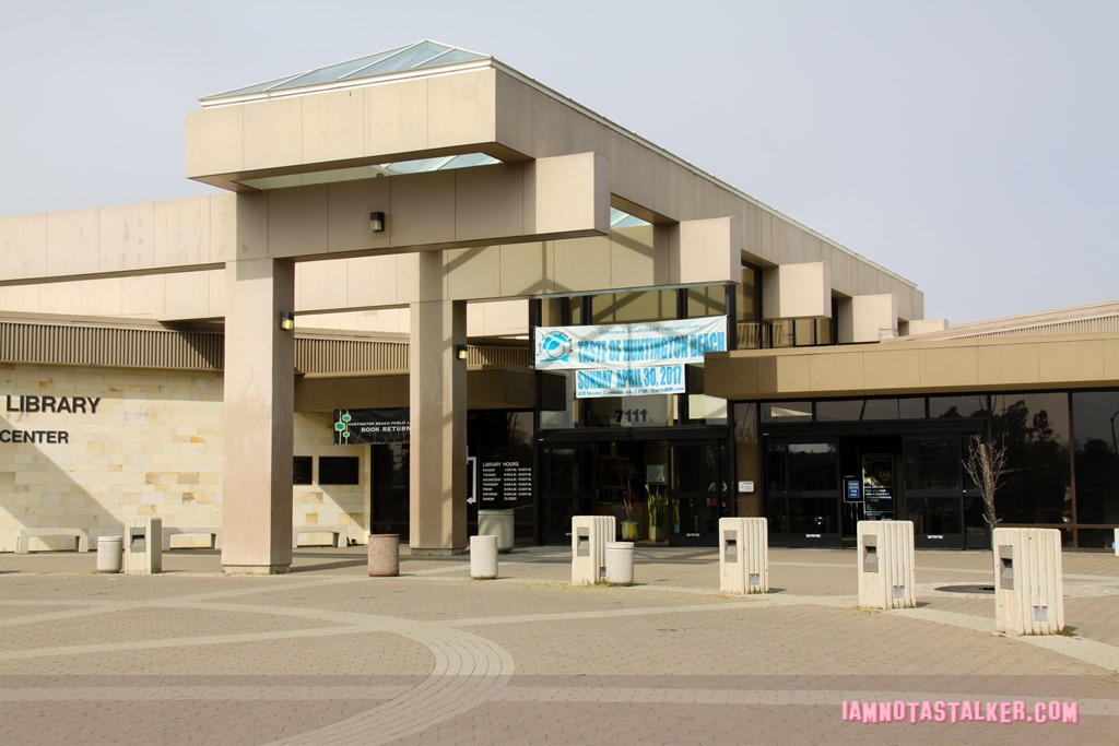 Huntington Beach Central Library from Rosewood-7764