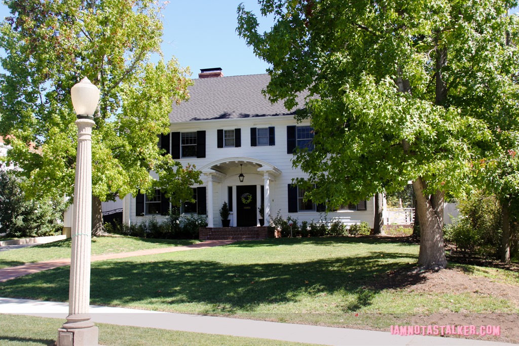 Jim and Sara's House Haunted Mansion (8 of 14)