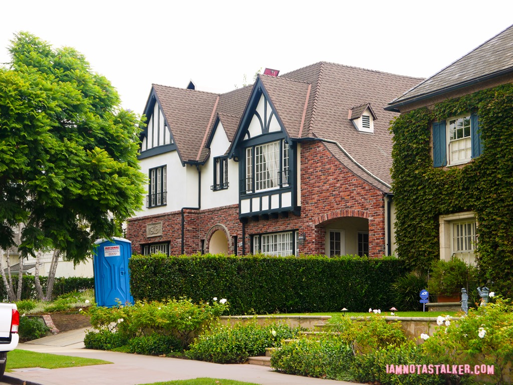 The Haunted House from The Goldbergs-1200307