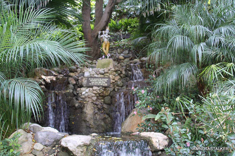 Lake-Shrine-Self-Realization-Fellowship-18