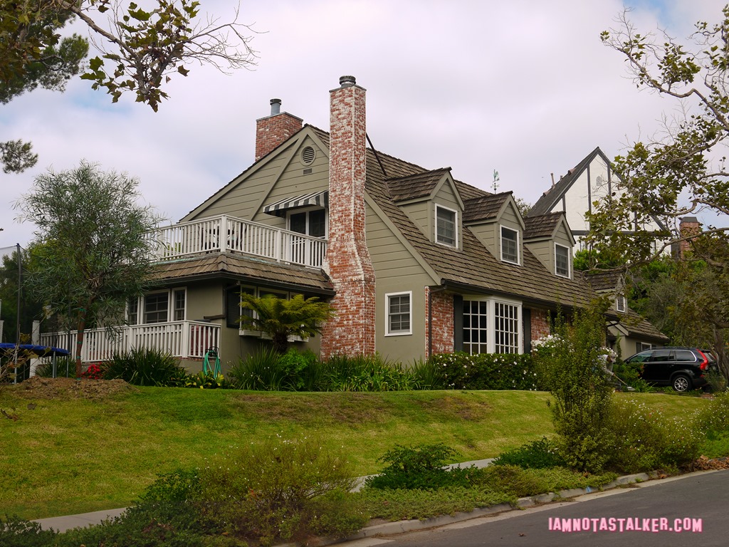 Dana's House from The Goldbergs-1200325