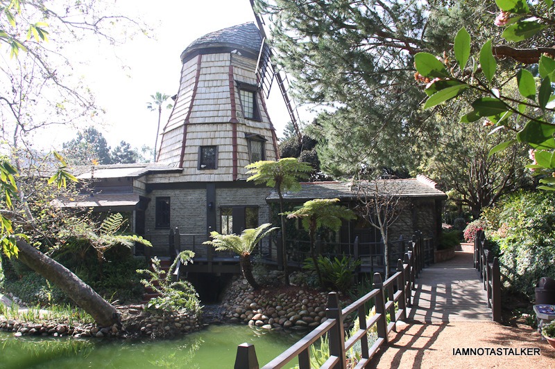 Lake-Shrine-Self-Realization-Fellowship-39