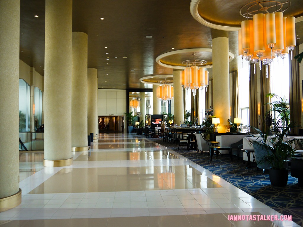 Hyatt Regency Century Plaza from The Ugly Truth-17