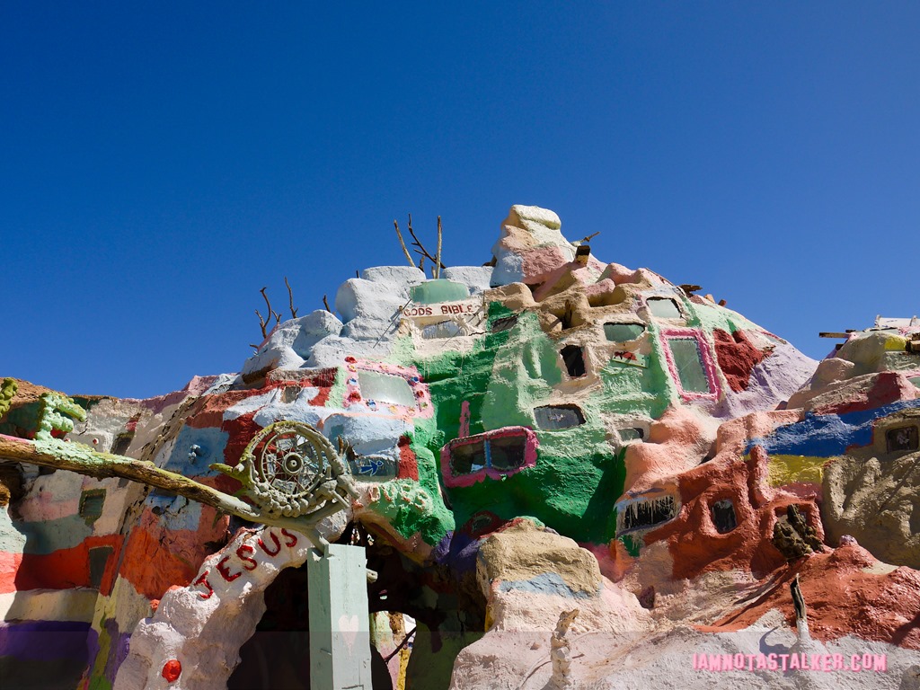 Salvation Mountain (9 of 27)